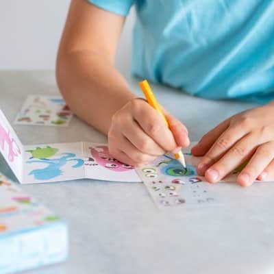 מיני מדבקות קסם מפלצות