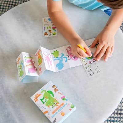 מיני מדבקות קסם מפלצות