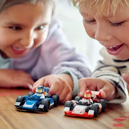 לגו סיטי - (60464) מכוניות מרוץ פורמולה 1 Williams Racing ו- Haas