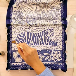 סדנת אמן 10 - ציור על משי | Djeco